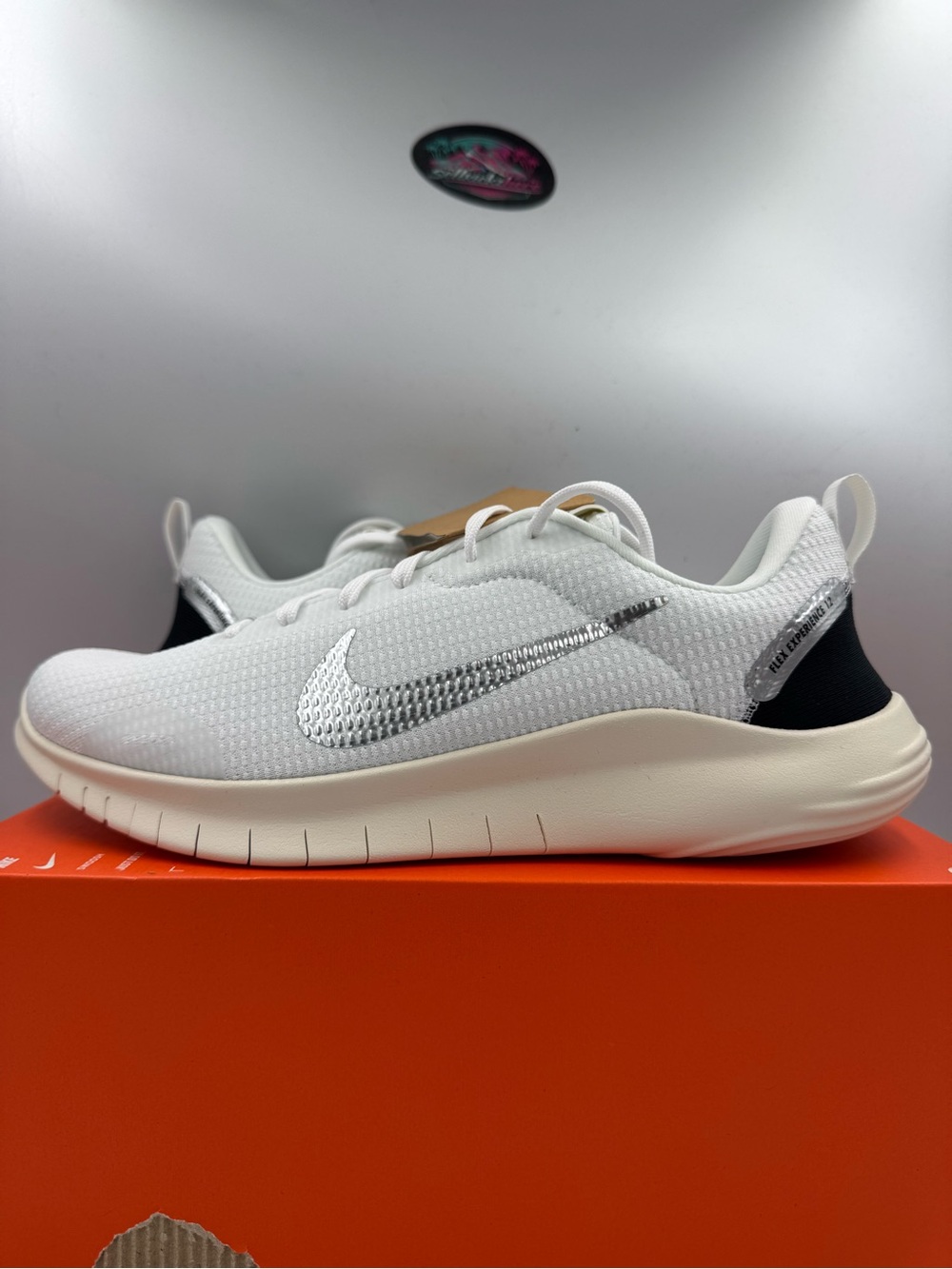 Nike Flex Experience Run 12 White Metallic Silver DV0746-101 Size 10 Women